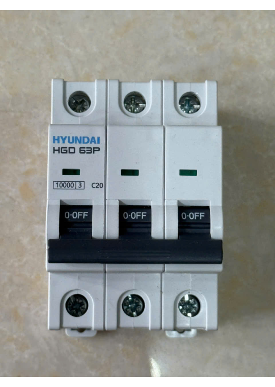 MCB HYUNDAI 3P 20A 10kA ( HGD63P )