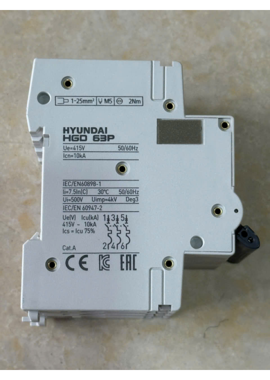 MCB HYUNDAI 3P 40A 10kA ( HGD63P )