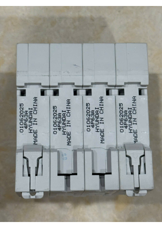 MCB HYUNDAI 4P 63A 10kA ( HGD63P )