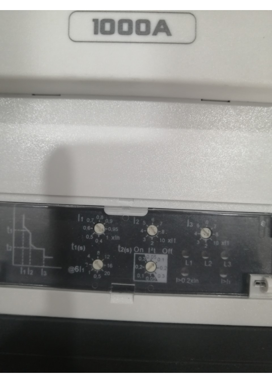 MCCB HYUNDAI 3P 1000A 70kA chỉnh dòng điện tử 0.4~1.0*In ( HGM1000S )