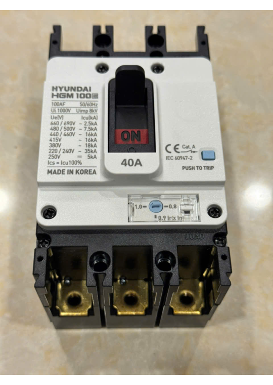 MCCB HYUNDAI 3P 40A 16kA ( HGM100E-F )