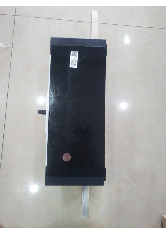 MCCB HYUNDAI 3P 1600A 70kA chỉnh dòng điện tử 0.4~1.0*In ( HGM1600S )