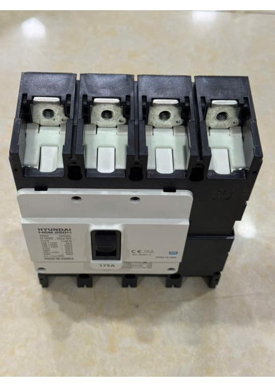 MCCB HYUNDAI 4P 175A 38kA ( HGM250H-F )