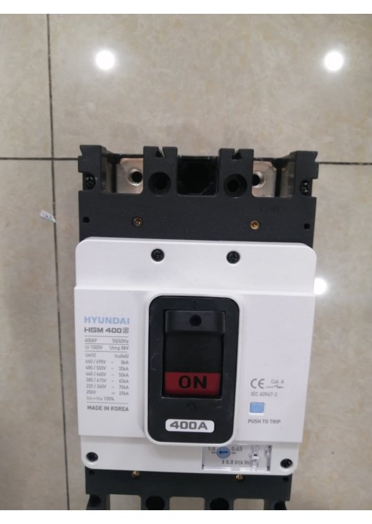 MCCB HYUNDAI 2P 400A 75kA ( HGM400S-F )