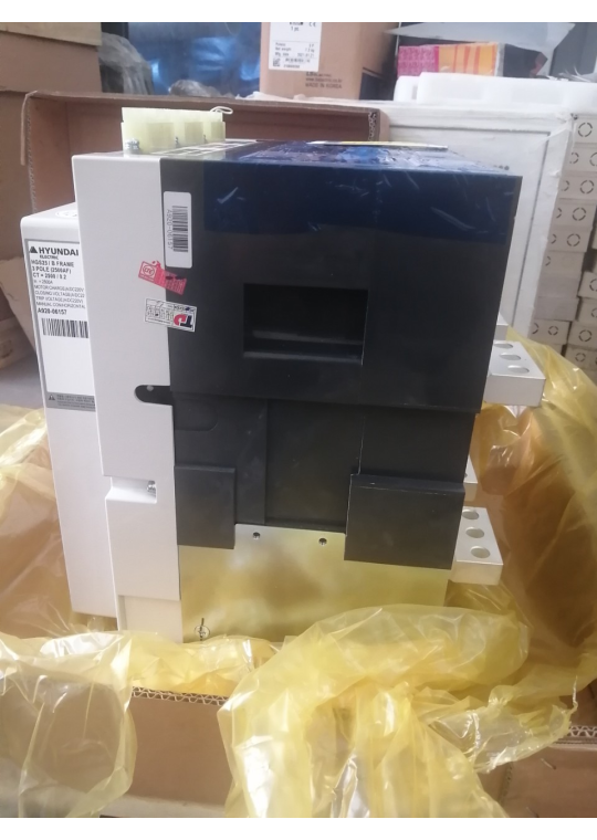 ACB HYUNDAI 3P 2500A 85kA loại cố định ( HGS25B3HM0C0S051N )