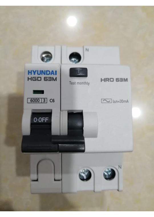 RCBO HYUNDAI 1P+N 6A 30mA 6kA ( HRO63M )