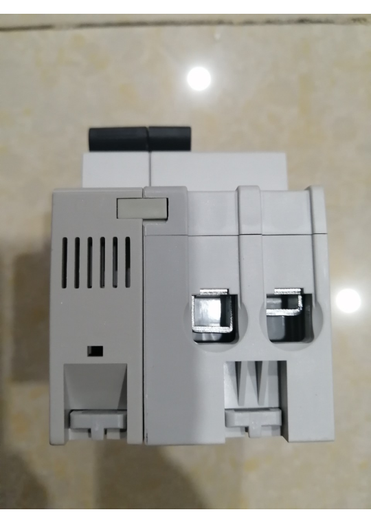 RCBO HYUNDAI 1P+N 6A 30mA 6kA ( HRO63M )