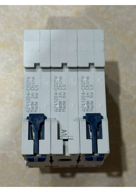 MCB LS 3P 20A 10kA ( LA63H )