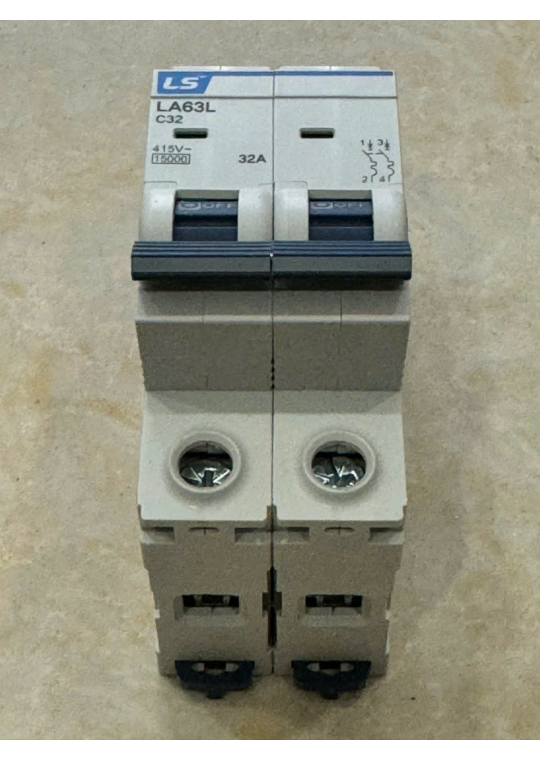 MCB LS LA63L 2P 32A 25kA