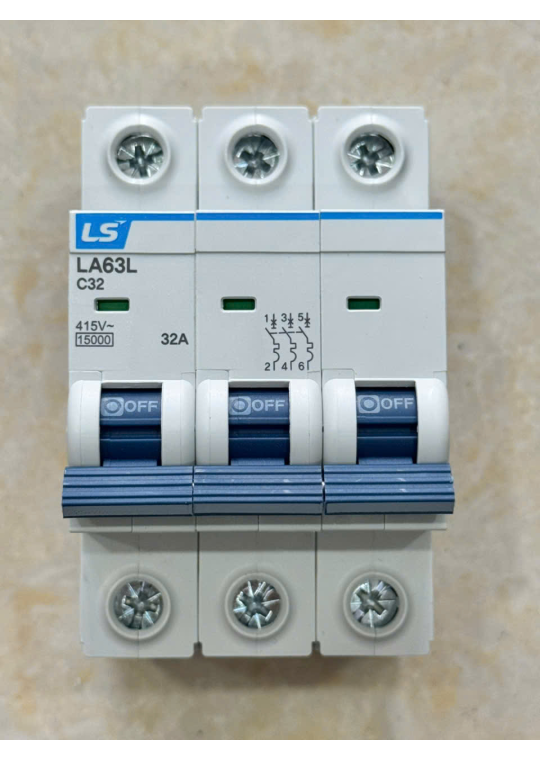 MCB LS LA63L 3P 32A 25kA
