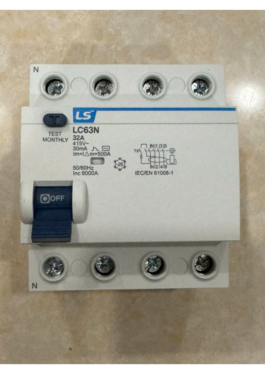 RCCB LS 4P 32A 30/100/300mA 6kA ( LC63N 3P+N )