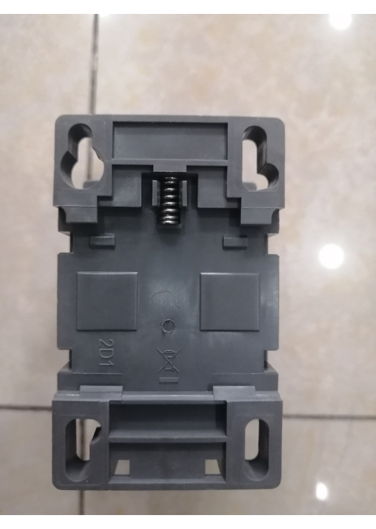 CONTACTOR LS 3P 12A ( MC-12a )