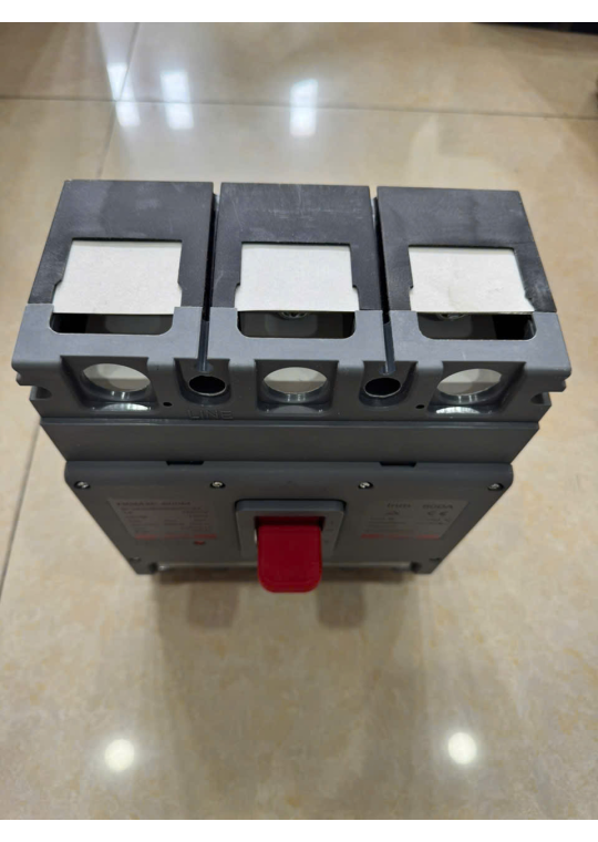 MCCB HIMEL 3P 800A 50kA chỉnh dòng điện tử: 0.4~1*In ( HDM3E800M80033XX )