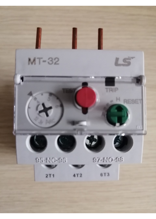 Rơ le nhiệt LS 3P 4-6A ( MT-32 )