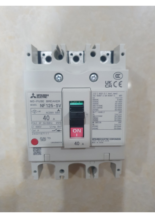 MCCB MITSUBISHI 3P 40A 30kA ( NF125-SV )