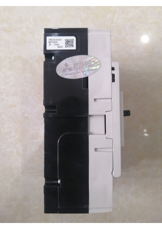 MCCB MITSUBISHI 2P 125A 36kA ( NF250-CV )