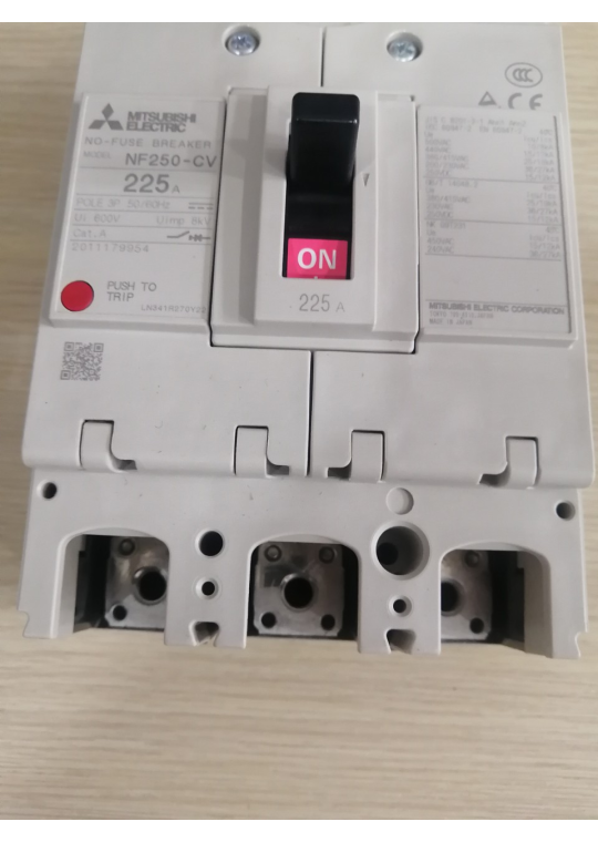MCCB MITSUBISHI 3P 225A 25kA ( NF250-CV )