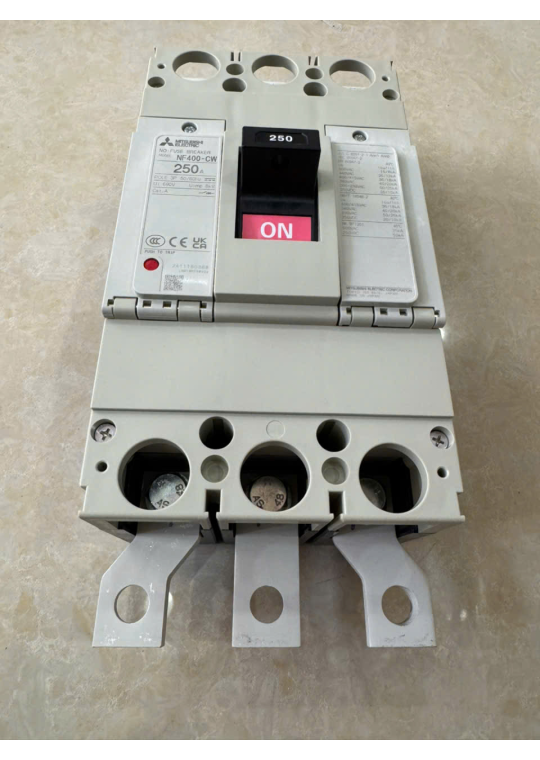 MCCB MITSUBISHI 3P 250A 36kA ( NF400-CW )