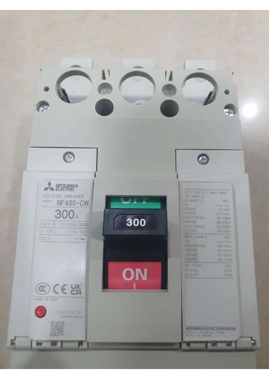MCCB MITSUBISHI 3P 300A 36kA ( NF400-CW )