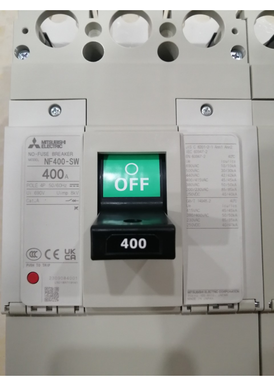 MCCB MITSUBISHI 4P 400A 45kA ( NF400-SW )