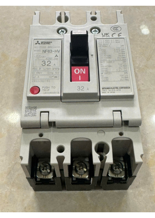 MCCB MITSUBISHI 3P 32A 10kA ( NF63-HV )