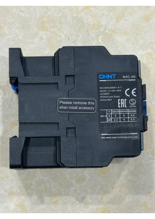 Contactor CHINT 3P 9A ( NXC-09 )