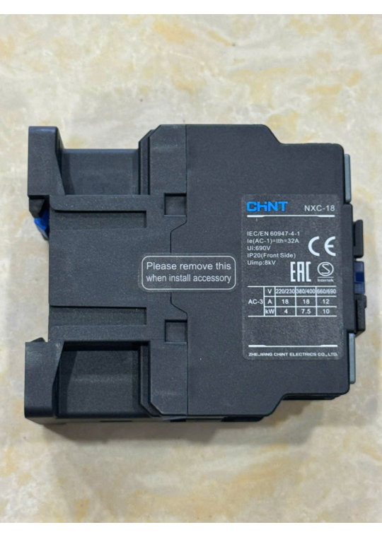 Contactor CHINT 3P 18A ( NXC-18 )
