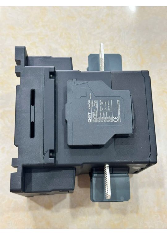 Contactor CHINT 3P 185A ( NXC-185 )