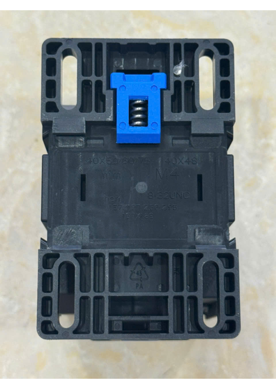 Contactor CHINT 3P 25A ( NXC-25 )