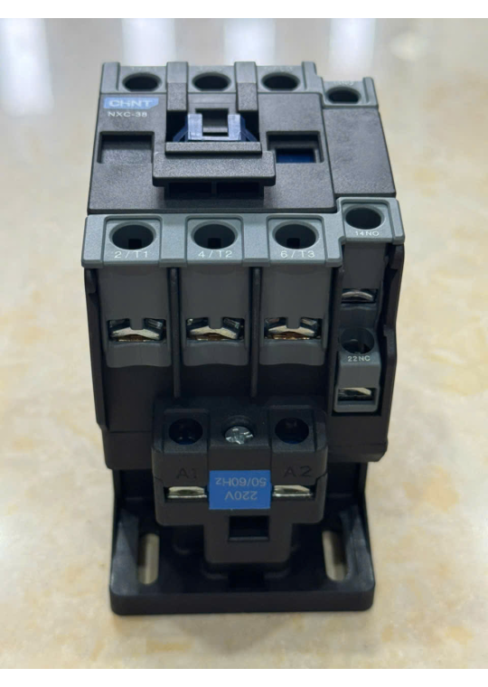 Contactor CHINT 3P 38A ( NXC-38 )