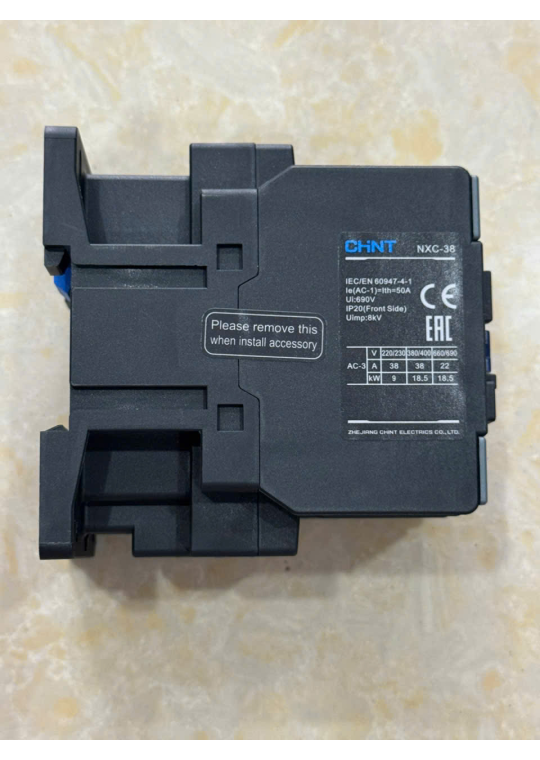Contactor CHINT 3P 38A ( NXC-38 )