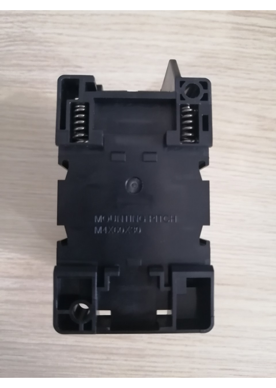 CONTACTOR MITSUBISHI 3P 32A ( S-T32 )