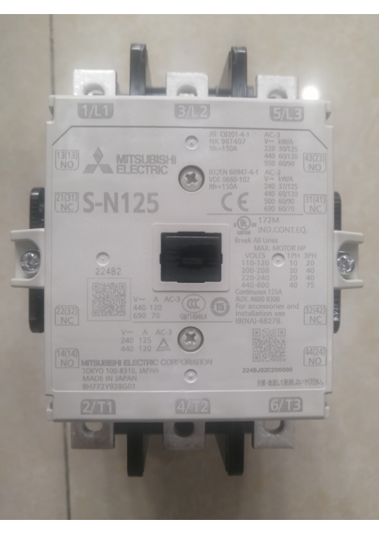 CONTACTOR MITSUBISHI 3P 120A ( S-N125 )