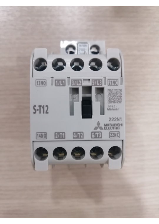 CONTACTOR MITSUBISHI 3P 12A ( S-T12 )