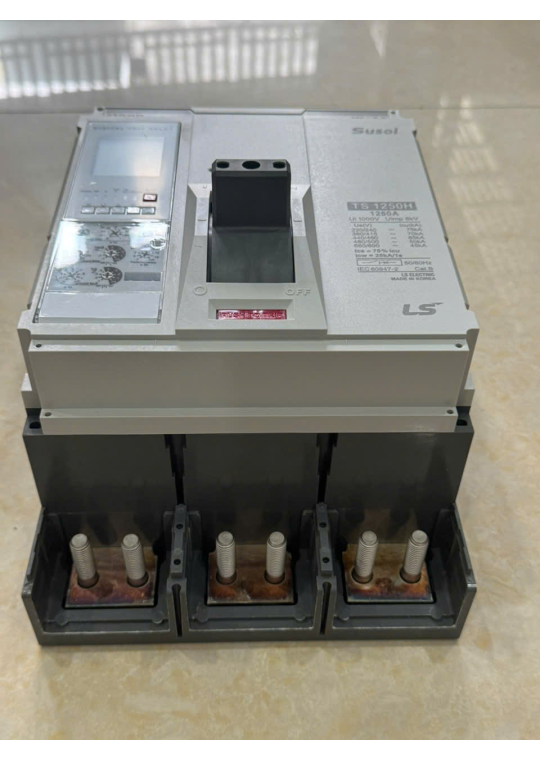 MCCB LS 3P 1250A 70kA chỉnh dòng điện tử 7 bước từ 0.4~1.0 x In ( TS1250H )