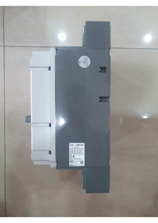 MCCB LS 4P 1600A 50kA chỉnh dòng điện tử 7 bước từ 0.4~1.0 x In ( TS1600N )
