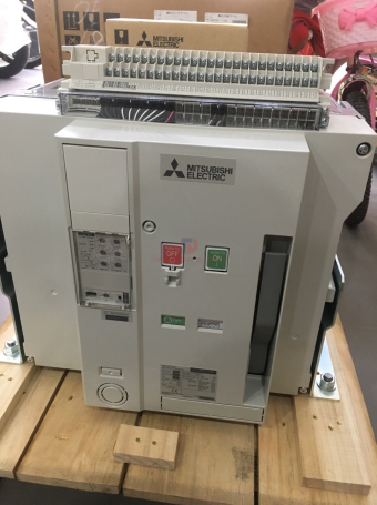 ACB MITSUBISHI 3P 2500A 85kA/100kA loại cố định ( AE2500-SW )