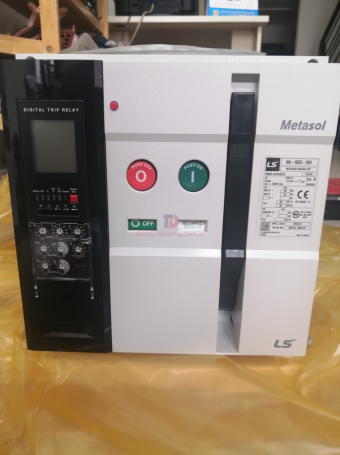 ACB LS 3P 1600A 65kA loại cố định có kèm phụ kiện ( AN-16D3-16H AH6 )