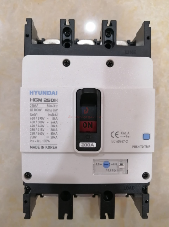 MCCB HYUNDAI 3P 200A 38kA ( HGM250H-F )
