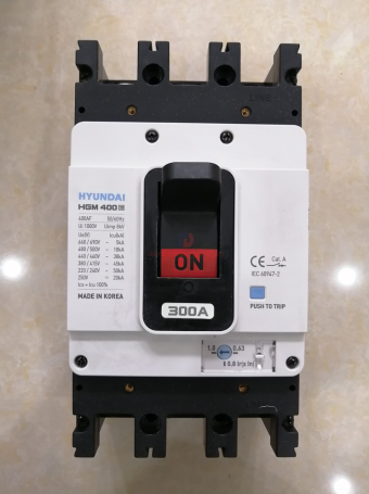 MCCB HYUNDAI 3P 300A 45kA ( HGM400E-F )