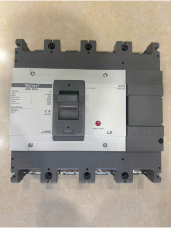 MCCB LS 4P 630A 45kA ( ABN804c )