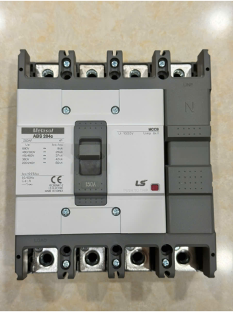 MCCB LS 4P 150A 42kA ( ABS204c )