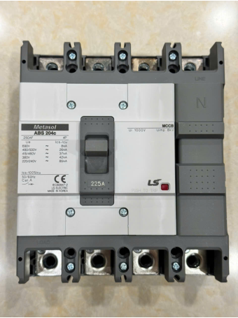 MCCB LS 4P 225A 42kA ( ABS204c )