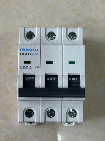 MCB HYUNDAI 3P 20A 10kA ( HGD63P )
