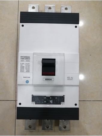 MCCB HYUNDAI 3P 1250A 70kA chỉnh dòng điện tử 0.4~1.0*In ( HGM1250S )