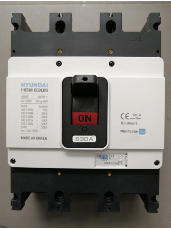 MCCB HYUNDAI 3P 630A 45kA ( HGM630E-F )
