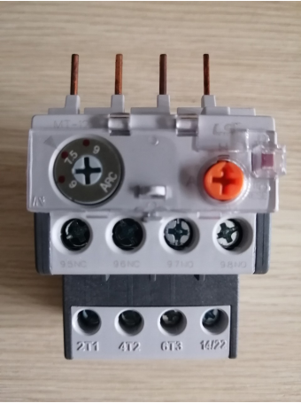 Rơ le nhiệt LS 3P 6-9A ( MT-12 )