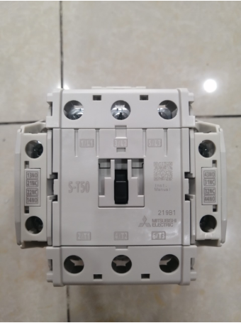 CONTACTOR MITSUBISHI 3P 50A ( S-T50 )